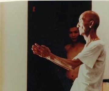 A Wing Chun practitioner demonstrating Jum Sao, the sinking elbow
